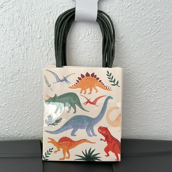 NWT Meri Meri Dinosaur Favor Bags - Picture 1 of 6